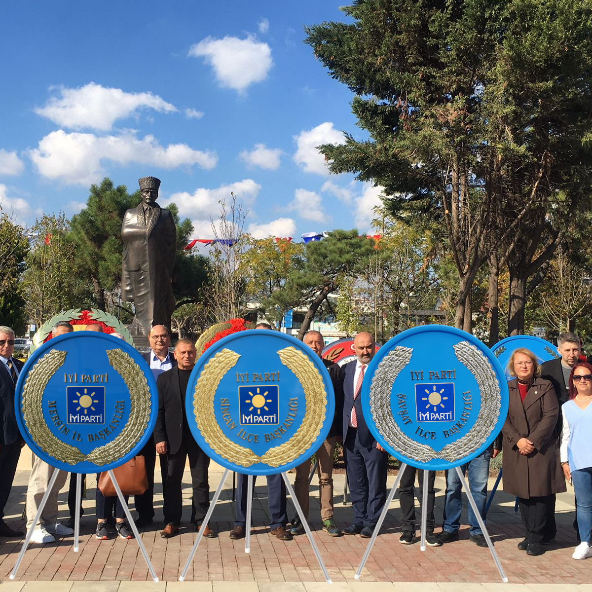 İyi Parti Çelenkleri